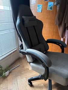 PLAYER Gaming Stuhl Ergonomischer Gaming Sessel Schreibtischstuhl PC Gamer Racing Stuhl mit Stoffoberfläche, Federsitzkissen, Verbindungsarmlehnen Kunden-Foto 2