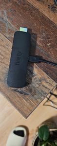 Amazon B0CJKTWTVT Amazon Fire TV Stick 4K 2th Generation (2024) Foto del cliente 1