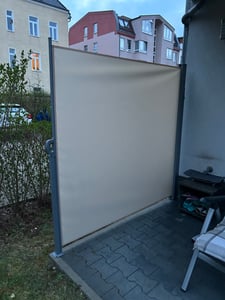 SONGMICS Seitenmarkise,Markise,160 x 350 cm,  ausziehbar, aus 220 g/m² Polyester, Sichtschutz, Sonnenschutz, blickdicht, Seitenrollo, für Balkon, Terrasse, Garten, anthrazit ASG162G05 Kunden-Foto 2