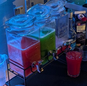 Secret de Gourmet | Sada 3 pohárov s kohútikom - 1,5 l - Praktické a elegantné - Ideálne na nápoje Fotografia od zákazníka č. 2