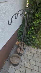 WISFOR 8 pezzi bastone da giardino con gancio da pastore, bastone per lanterna con gancio, bastone per lanterna da 90 cm bastone decorativo per decorazioni per matrimoni, mangiatoie per uccelli, luci di Natale, lanterne, luci solari, nero Foto del cliente 1