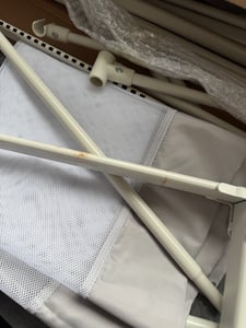 3-in-1-Babybett Bettgitter Beistellbett höhenverstellbar , Klappbett,  mit Moskitonetz, atmungsaktives und sichtbares Netzfenster Grau Kunden-Foto 1