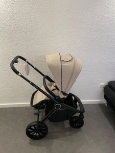 Lionelo Kombikinderwagen Mika Plus 3in1 bis 38 Monate (22kg), XXL-Verdeck mit UPF50+, 3-stufige Verstellung des Elterngriffs - Olivgrün Kunden-Foto 3