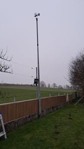 SucceBuy Bezdrátová meteostanice 7v1 7,5palcový barevný displej Venkovní senzor Dosah přenosu 150 m Bezdrátová meteostanice Fotografie od zákazníka č. 2