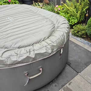 Bestway® LAY-Z-SPA® Spa Helsinki AirJet™ 180 x 66 cm, rond Photo du client 8
