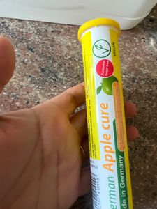 German Apple cure Brausetabletten 12x20 Stk. Apfelgeschmack - 256,5 mg Apfelessig, 2 mg Vitamin B6 Zuckerfrei - T&D Pharma  -  Germany Kunden-Foto 1