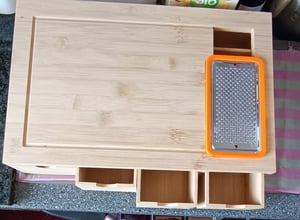 Schneidebretter, Frühstücksbrettchen mit 4 Lagerbehälter, Bambus- Küchenbrett mit 4 Klingen, Holzbrettchen mit Saftrille, für Küche und Restaurant Kunden-Foto 1