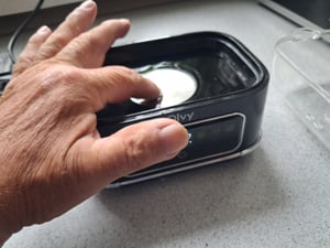 Olvy Eierkocher für 1-6 Eier mit Omelett- & Pochierfunktion – LCD-Timer, Abschaltautomatik, BPA-frei, leicht zu reinigen, elektrisch & kompakt Kunden-Foto 2