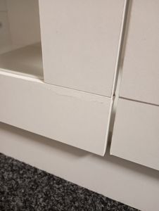 vidaXL Vitrinenschrank Weiß 82,5x30,5x115 cm Holzwerkstoff Kunden-Foto 5