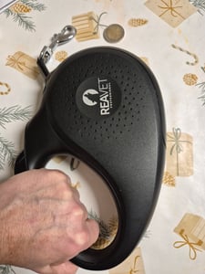 REAVET Rollleine Hundeleine ausziehbar 5m für große Hunde (L) I Ergonomischer & Rutschfester Griff I Hundeleine Einziehbar, Robuste Ausziehleine mit Brems-Stopp-System I Leine Hund bis 50kg Kunden-Foto 1
