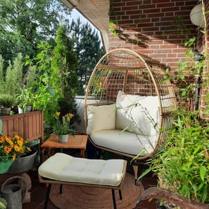COSTWAY Korbsessel Polyrattan mit Hocker, übergroßer Gartensessel mit Kissen und Metallgestell, Rattansessel XXL, Loungesessel Beige Kunden-Foto 1