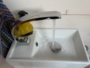 Hochauslauf Waschtischarmatur, Messing Kalt Warm Wasserhahn, Auralum, Badarmatur Mischbatterie, Wasserhahn Bad, Waschbeckenarmatur Chrom Kunden-Foto 1