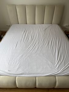 GRAINGOLD Exkluzívna čalúnená posteľ Canico 160x200 cm - Dizajnová posteľ s roštom - béžová (Monolit 04) Fotografia od zákazníka č. 2