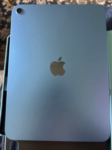 Apple iPad , 27,9 cm (11"), 2360 x 1640 Pixel, 128 GB, iPadOS 18, 477 g, Pink Kunden-Foto 2