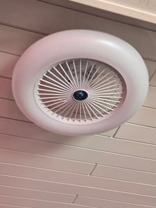 Ventilatore da soffitto Yakimz 80W Ventilatore silenzioso con luce a soffitto Dimmerabile con illuminazione e telecomando Luce/ventilatore commutabili separatamente Foto del cliente 1