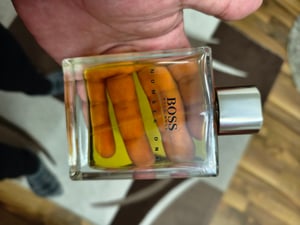 Hugo Boss Nummer Eins Eau de Toilette, 100ml - Klassischer Duft für den modernen Mann. Kunden-Foto 1