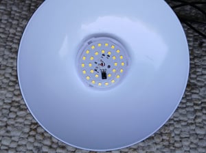 Außen Solarlampe Solar Pendelleuchte IP65 Wasserdichte Garten Hängelampe mit Fernbedienung, Kaltweiß Kunden-Foto 1