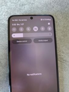 Samsung Galaxy S22+ SM-S906B, 16,8 cm (6.6"), 8 GB, 128 GB, 50 MP, Android 12, Schwarz Kunden-Foto 1