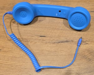 Retro-Telefonhörer Typ-C Kabelgebundenes Telefon mit Handhörer, Mikrofon und Lautsprecher, Lautstärkeregelung für Handy Tablets Laptops usw. rosa Kunden-Foto 2