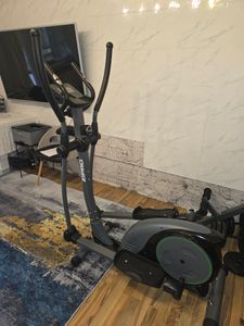 Zipro Crosstrainer Hulk RS – Magnetischer Ellipsentrainer bis 150kg Belastbar 8kg Schwungmasse Leiser Riemenantrieb Heimtrainer mit Pulsmessung Kunden-Foto 2