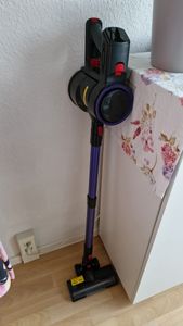 Authmic Akku Staubsauger, 60000Pa/110Min/1,8L StaubsaugerKabellos mit Display, Anti-Tangle-Bürste,Ultraleise,für Tierhaare/Teppiche/Hartböden/Auto Kunden-Foto 1