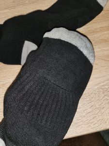 Beheizte Socken, Elektrische Heizsocken, Fußwärmer, 3 Einstellbarer Temperatur, mit 2x4000mAh Akku, für Winter Camping Angeln Radfahren Skifahren Kunden-Foto 2