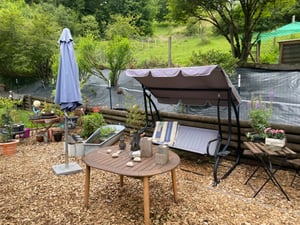 Iropro 40m² Unkrautvlies Gartenvlies Unkrautfolie Schutzvlies Bodengewebe Wasserdurchlässig 90g/m², 4mx10m Kunden-Foto 1