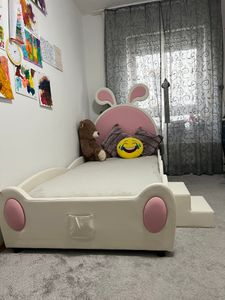 Flieks detská posteľ 90x200cm so šmykľavkou a schodíkmi, poschodová posteľ Princezná s čelom v tvare koruny, čalúnená posteľ s ochranou proti vypadnutiu, PU, ružová Fotografia od zákazníka č. 1