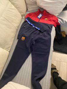 FC Barcelona Trainingsanzug Heim - 2025-2026 - Kind - 164 Kunden-Foto 1