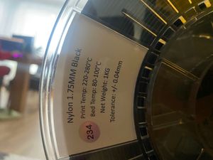 Creality Filament Dryer Box 2.0 360° Heissluftheizung 1,75 mm und 2,85 mm Filamente unterstuetzen 24-Stunden-Timer Echtzeit-Feuchtigkeitsueberwachung Einstellbarer Temperaturbereich 45°C-65°C Geeignet fuer PLA/ABS/ASA/PETG/TPU/PP/ PC/PA Kunden-Foto 1