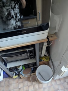 BlitzHome BH-4-CDW Kompakte Tischspülmaschine 5L Wassertank 8 Programme, APP-Steuerung, 360° Sprüharme, Heißlufttrocknung, Kindersicherung, EU-Stecker Kunden-Foto 3