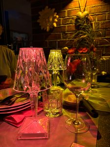 2 Stück Kristall Tischlampe, Diamant Tisch Lampe, LED Nachttischlampe RGB16,Acryl Tischleuchte Aufladbare Touch und Fernbedienung Dekoration Nacht Tisch Lampe Kunden-Foto 1