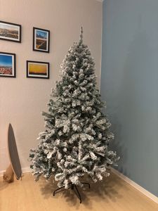 COSTWAY Umelý vianočný stromček 225 cm, vianočný stromček so snehom, 1346 vrcholov z PVC, kovový stojan a skladací systém, vianočný stromček umelý stromček Vianoce Fotografia od zákazníka č. 6