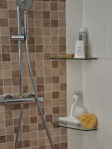 S'AFIELINA ripiano in vetro ripiano doccia ripiano angolare in vetro 6 mm temperato ripiano in vetro doccia ripiano in vetro per bagno ripiano doccia 230 x 230 mm, 1 pezzo Foto del cliente 1