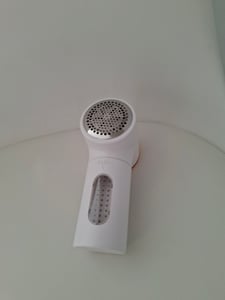 Fusselrasierer Elektrisch mit LED Display 6-Klingen Fusselentferner mit 3 Einstellbaren Leistungsstufen 2000 mAh Akk Lint Remover Für Kleidung, Retoo Kunden-Foto 1