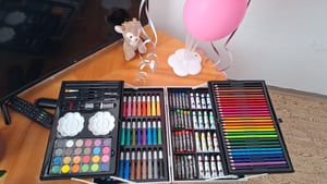 Malset für Kinder 145-teilig im bunten Kunstkoffer mit Buntstiften, Aquarellfarben, Markern, Ölpastellen, Künstlerbedarf für Kinder Oh Art! Kunden-Foto 1