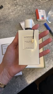 Van Cleef & Arpels Santal Blanc, Unisex, 75 ml, Feigenbaum, Mandarine, Sandelholz, Violett, Laubmoose, Tonka-Bohne, Spray Kunden-Foto 1