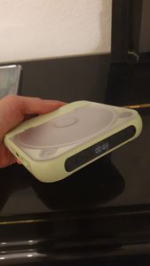 ZELURXX Tragbarer Bluetooth CD-Player mit USB-C Schnellladung – Ultraflach & Kompakt – Unterstützt MP3/WMA – Perfekt für unterwegs & Zuhause – Weiß Kunden-Foto 6