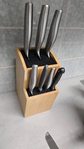 Relaxdays Messerblock unbestückt aus Bambus, mit Borsteneinsatz, Messerhalter für 6 Messer aller Art, HD 24x12 cm, natur Kunden-Foto 1