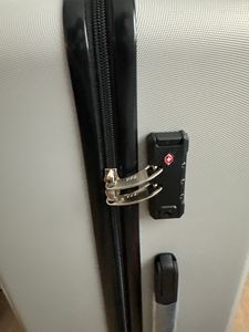 Set de valises rigides Trolleyset (M, L, XL) Valises à roulettes, valises de voyage Bagages à main 4 roulettes, matériau ABS, cadenas TSA Bleu clair Photo du client 3