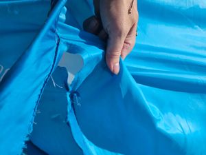 Outtec® XXL Strandmuschel mit UV Schutz - Pop Up Zelt, Strand Sonnenschutz, Windschutz, Strandzelt - für Baby, Kinder und Erwachsene - Ultraleicht Kunden-Foto 1