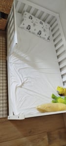Kinderbed met valbeveiliging en lattenbodem | 90 x 200 cm | Wit | Massief grenenhout Klantenfoto 1