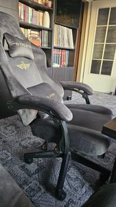 GTPLAYER Gaming Stuhl Ergonomischer Gaming Sessel Schreibtischstuhl Bürostuhl mit Stoffoberfläche Federsitzkissen, Verbindungsarmlehnen, mit Fußstütze Kunden-Foto 3