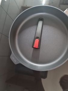 Woll Diamond LITE 32CM Bratpfanne, 32 cm max. Durchmesser, Aluminium, Antihaftbeschichtung, abnehmbarer Griff Kunden-Foto 1