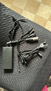 Ladegeräte Für Scooter, 42V 2A AC E Scooter Ladegerät, Hoverboard Ladekabel mit 6 Anschlüssen, E Scooter Ladekabel mit LED Ladeanzeige für Ninebot Xiaomi Scooter, 36V Hoverboard Kunden-Foto 1