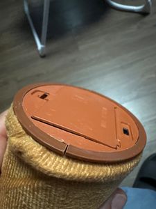Batterie Deckel fällt immer wieder weg 