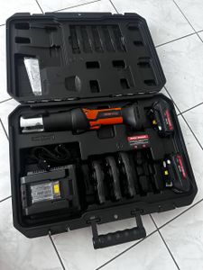 SucceBuy set di pinze e batterie, pinza elettrica per tubi con ganasce M15, M22, M28, 2 batterie da 20 V 2,0 Ah, caricatore rapido, valigetta di trasporto Foto del cliente 1