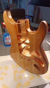 Bausatz für E-Gitarre ST - Elektrogitarre zum selber bauen - Komplett Massiv - Individual Kunden-Foto 2