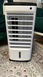 Ventilatorkombigerat Mobile Turmventilator 65W 4L-Tank Luftkuhler mit Wasserkühlung 12H Timer, 65° Oszillationsfunktion Fernbedienung  24x28.5x57cm Kunden-Foto 1