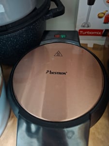 Gofrownica Bestron do klasycznych gofrów w kształcie serca, gofrownica z nieprzywierającą powłoką do gofrów w kształcie serca, 700 W, AMW700CO, kolor: miedziany Zdjęcie produktu od klienta nr 1